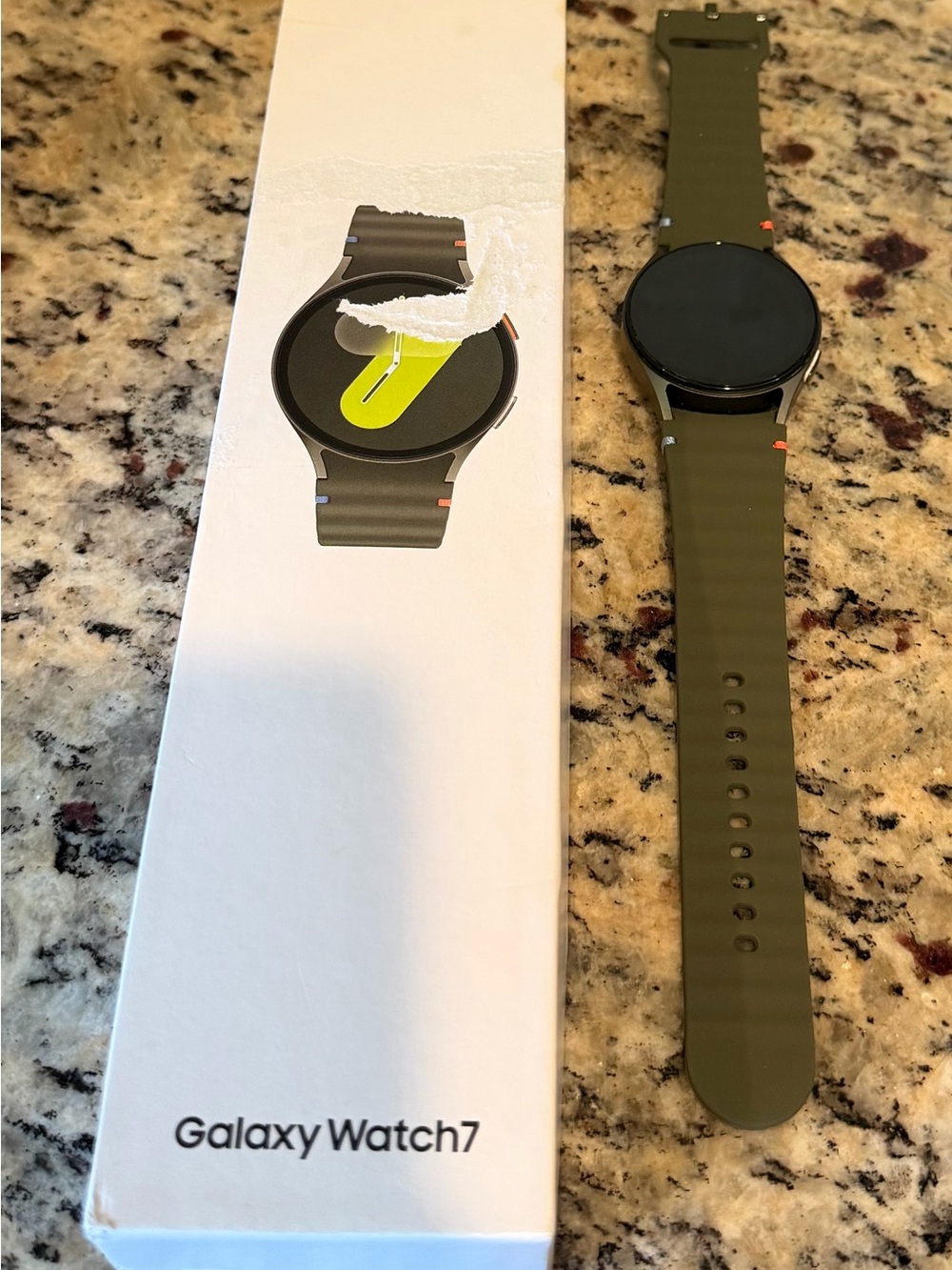 Unlocked Samsung galaxy watch 7 cellular and GPS 40mm